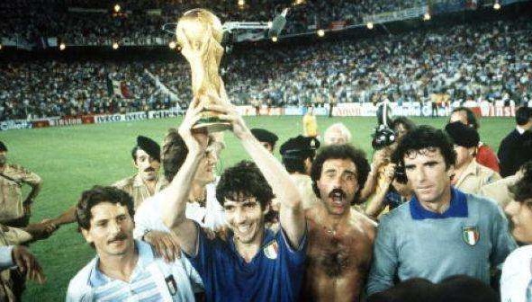 梅西c罗金球奖拿了几个,梅西c罗欧冠金靴谁多