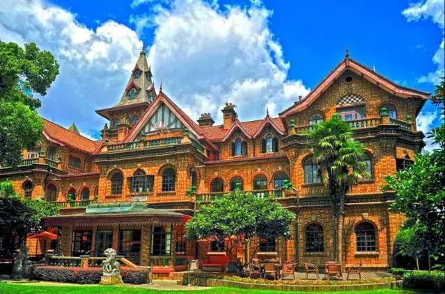 上海可以坐地铁去的古镇,上海国外风情的小镇