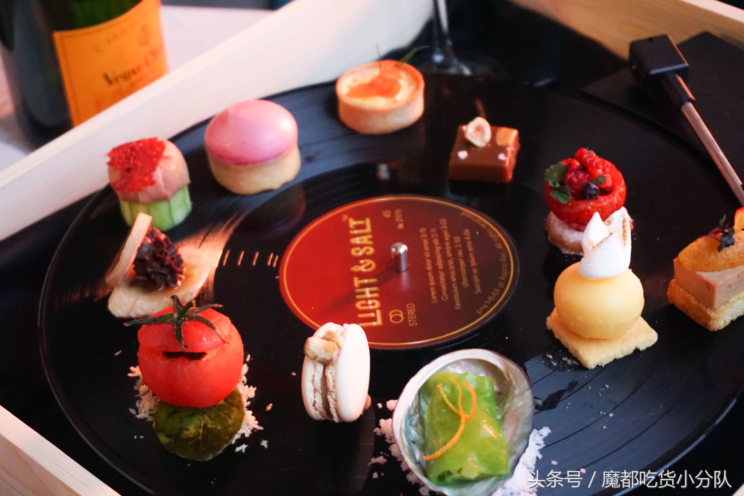 星巴克甜品价格是不是统一的,星巴克现在的甜品