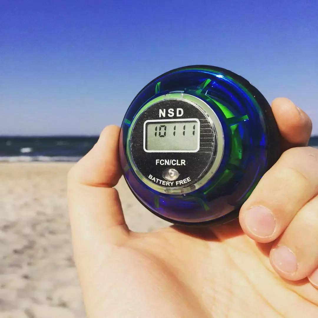 情人节给男友送什么特殊的礼物,情人节给男朋友送什么礼物大牌