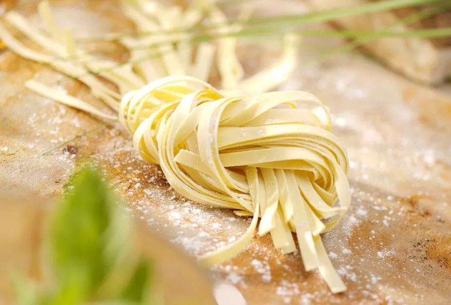 正月初五迎财神接财神图片,年初五接财神是文财神还是武财神