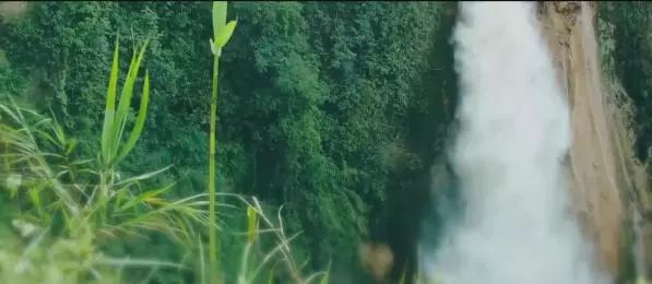 云南泸西春节旅游,泸西红高原