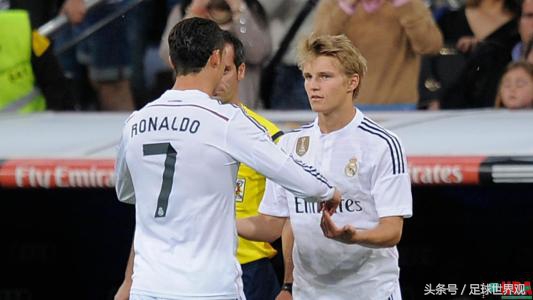 厄德高和侯永永,厄德高侯永永有合影吗