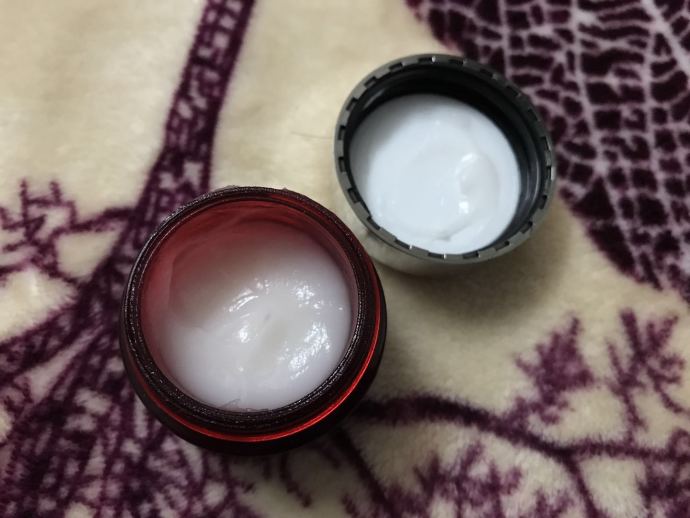 玉兰油空气霜和大红瓶区别,玉兰油空气霜效果怎么样