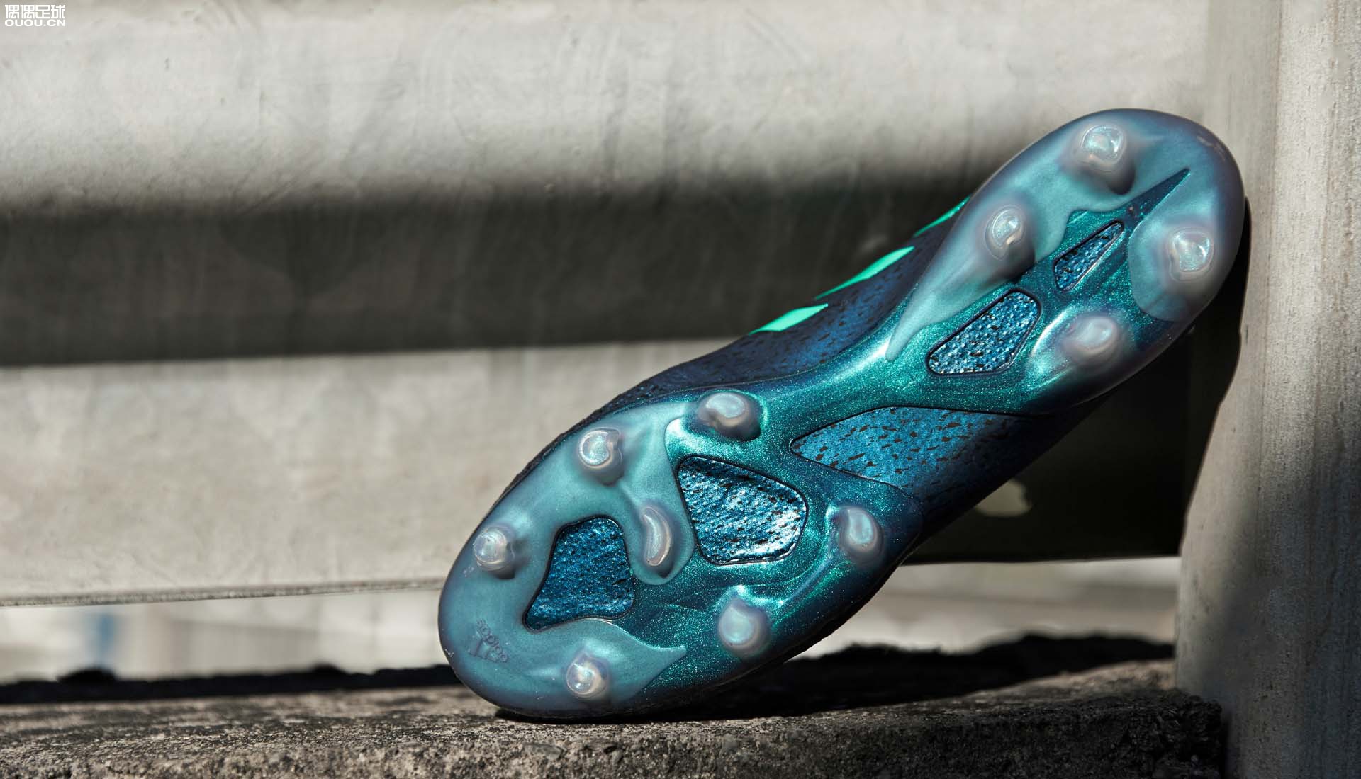 Glitch18NocturnalSkin新配色大玩夜光效果