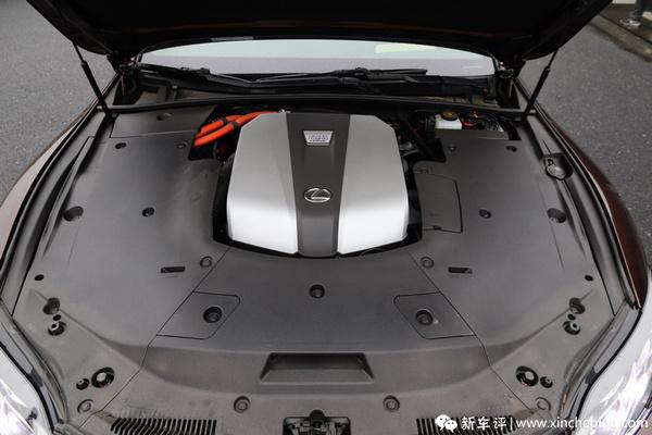 东方人一定要坐西方风格的豪车?这台东方豪车站出来说不!