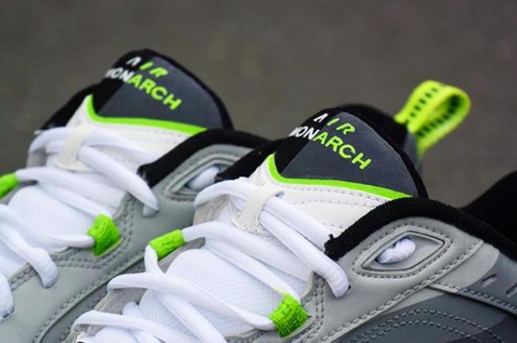 谁说老爸鞋不能有新花样？艺术家kelshmeamy绘制多种全新样貌