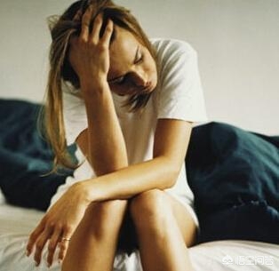 睡觉老是凌晨两三点突然醒来,凌晨三点醒来身上出汗是怎么回事