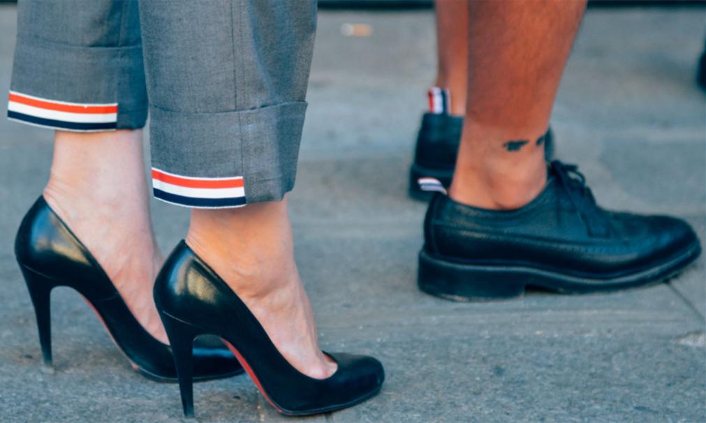 穿花衬衫的男明星李易峰,李易峰黑衬衫黑领带