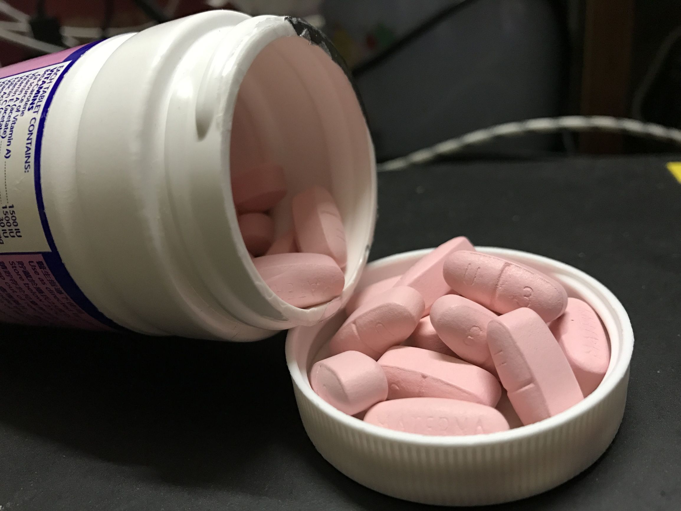 准妈妈必看怀孕必须要补充叶酸吗,准妈妈的疑惑叶酸该怎么补才合适