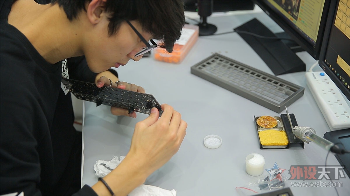 玩吃鸡适合什么样的机械键盘,新手适合玩吃鸡用什么键盘