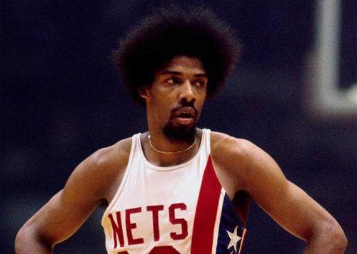 NBA历史最贵的5件球衣,现役仅有一人上榜,乔丹球衣能买一套房!