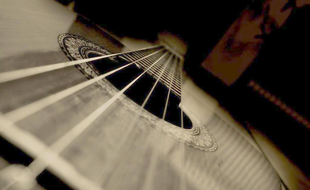 十五分钟教你轻松学习弹吉他,教你弹简单吉他曲