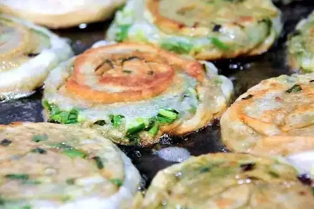 魔都各区最火小吃，有人居然全都吃过！