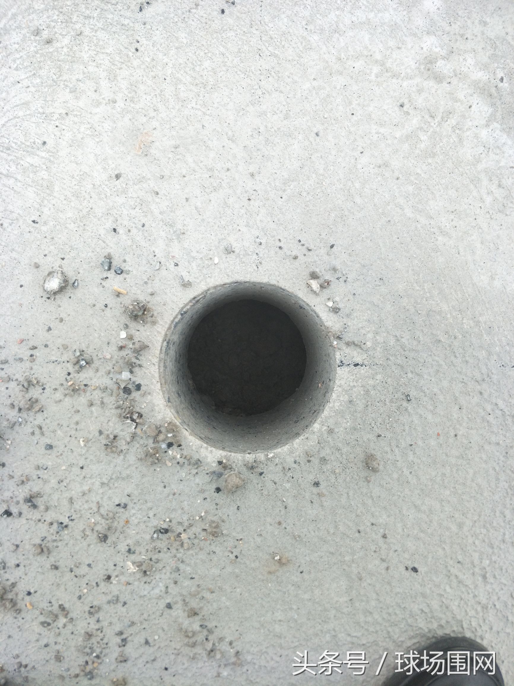 笼式足球场围网高度,笼式足球场围网行业规格