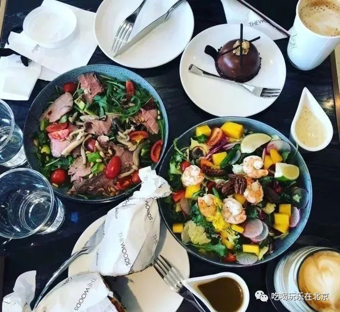 这座美食地标、洗刷了王府井小吃街坑游客的骂名