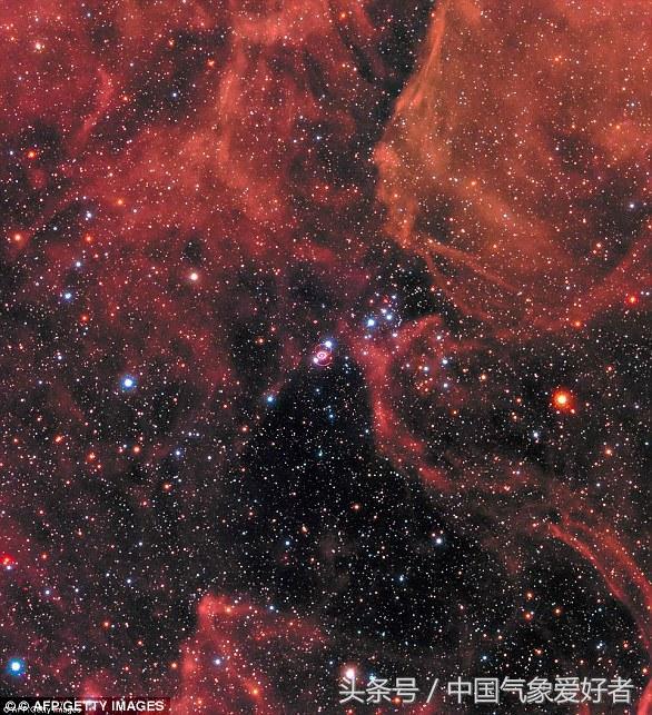 有记录的超新星爆发,镜头记录下超新星爆发