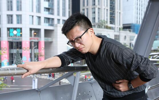 拉肚子拉到疼如何缓解,拉肚子导致屁股痛怎么解决