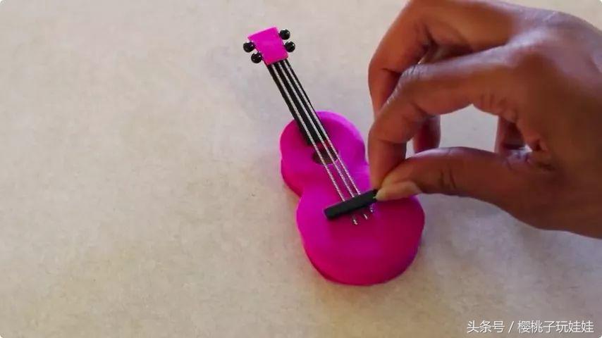 自己手工做一个芭比娃娃,芭比娃娃手工做笔