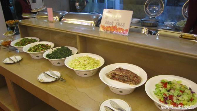 冬日乘飞机进*疆新**遇大雾,滞留银川机场一夜两天里遇到的有趣经历