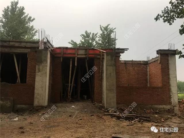 农村建房做真石漆的步骤,农村建房包工头不干了