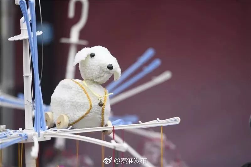 今夜的南*夫子京**庙,全是人人人人!有你吗?