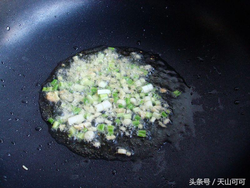 麻辣虾尾做出来不辣不麻,再也不用去外面吃了