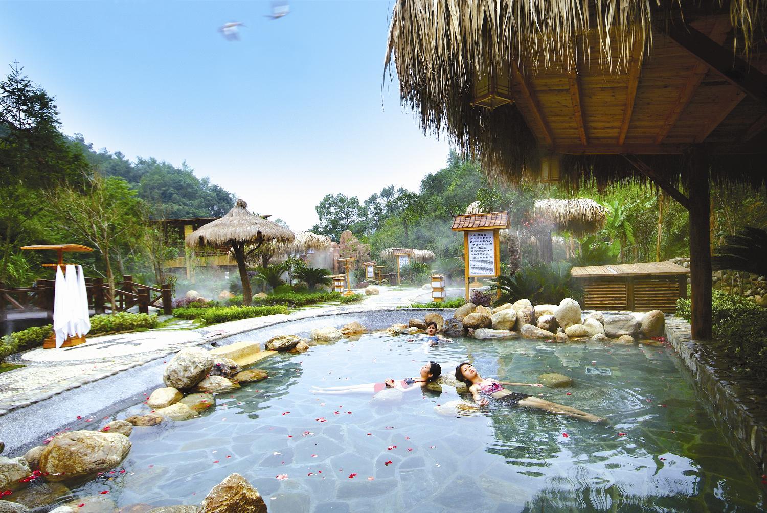 周末泡温泉,吃喝玩乐一天还能泡温泉的地方
