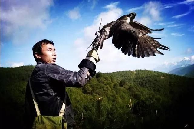 揭秘丽江男人“好吃懒做”的真实内幕！