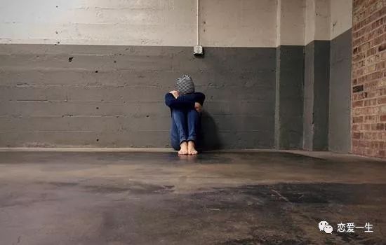 女朋友突然不开心怎么哄她开心,女孩不开心怎么哄开心的句子