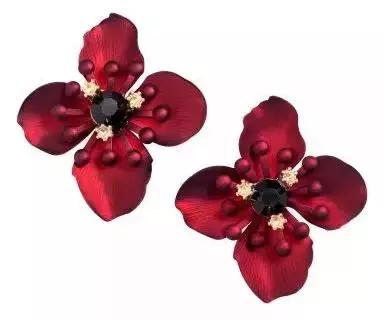 过年提前准备的过年好物,给自己准备的新年首饰