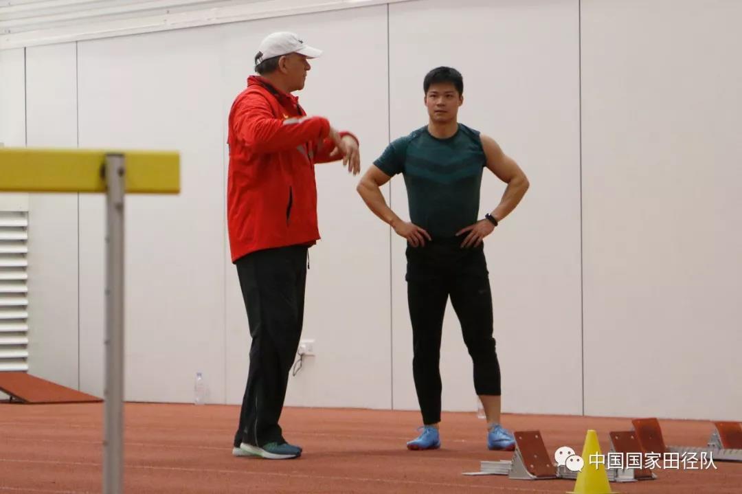 蓄势待发期待明天的比赛,蓄势待发敬请期待