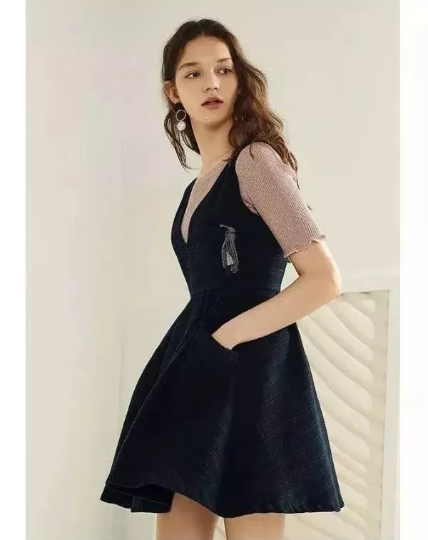 减龄背带裙冬天,200斤夏季背带裙大码胖mm显瘦遮肉