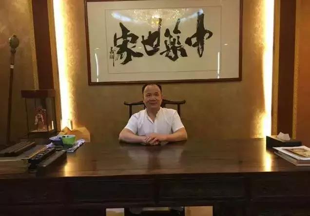 30年夫妻档创霸王洗发水，现却要离婚公司清盘，产品不行感情不和