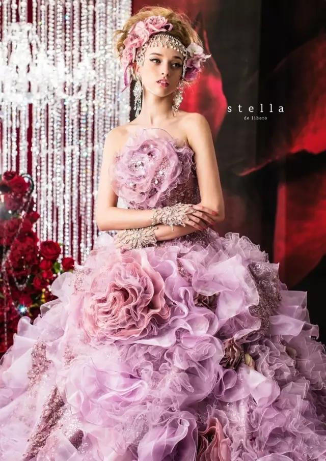 中国买不到的婚纱!Stelladelibero跳进花海的新娘,美到爆炸!