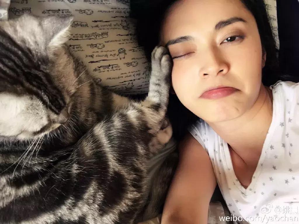 教你一招简单拍出漂亮的自拍照,如何拍出好看的自拍照