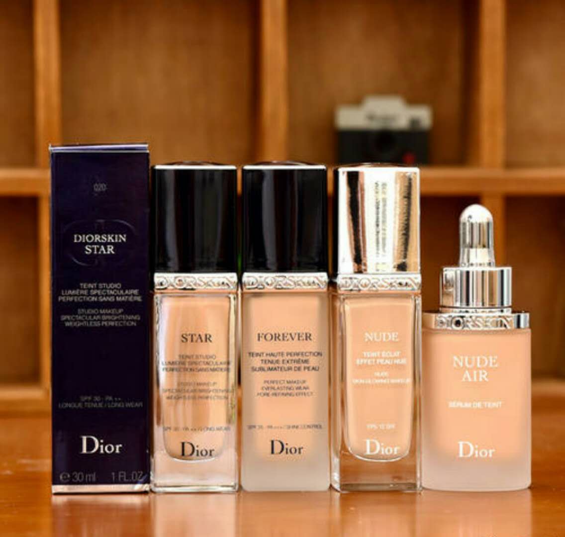 化妆新手学化妆 (化妆步骤初学者化妆的正确步骤)