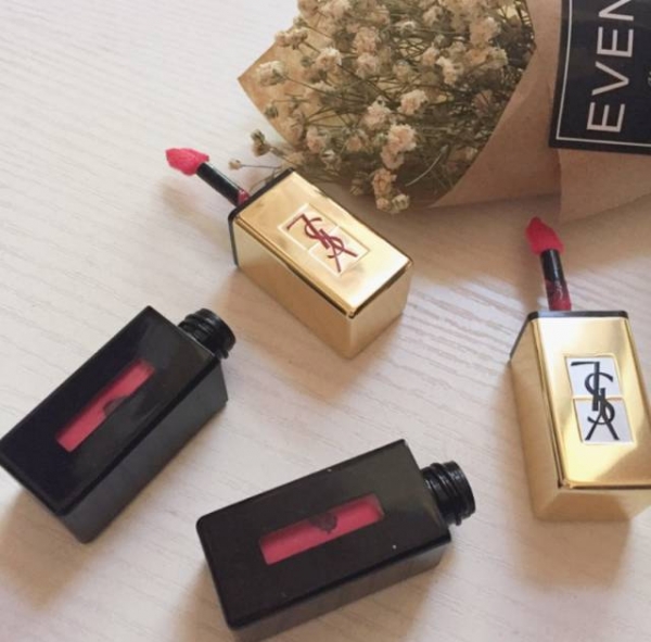 适合中年女性的口红颜色及品牌,第一次买口红买哪个好一点