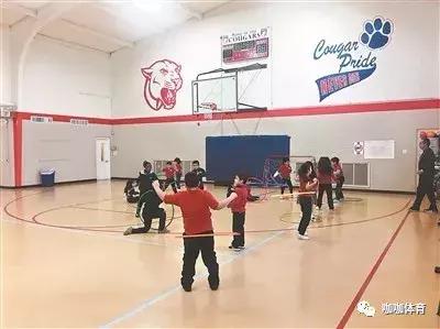 美国小孩体育训练课,外国孩子的体能课