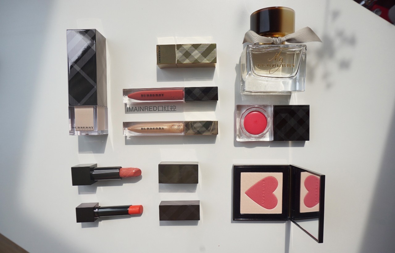 如果你爱我请把我的照片还给我,如果你爱我就请把我的心还给我