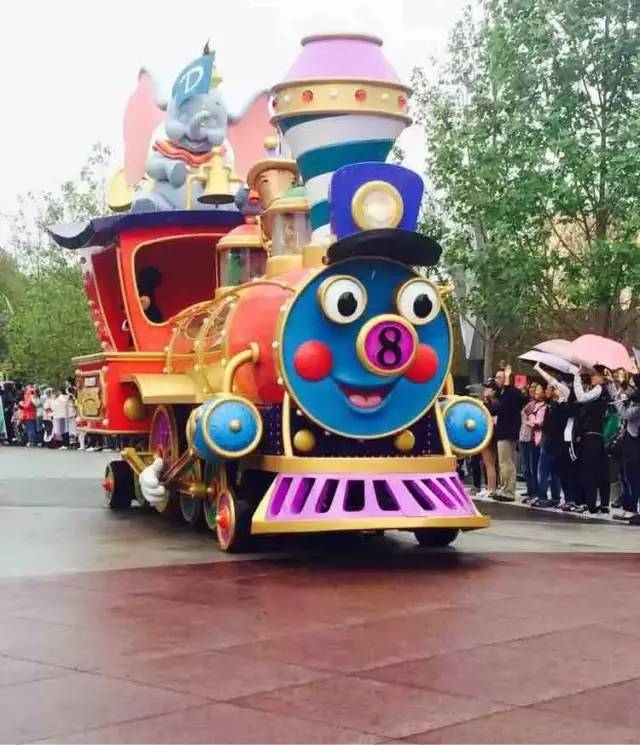 跟着朵拉去探险英文,迪士尼上海儿童游玩攻略