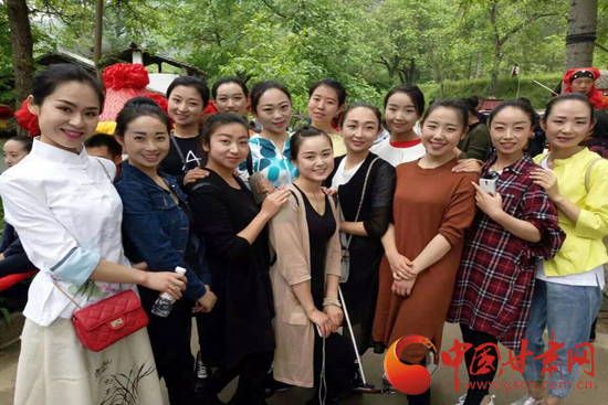 来一场说走就走的旅行第一站陇南,身未动心已远演唱