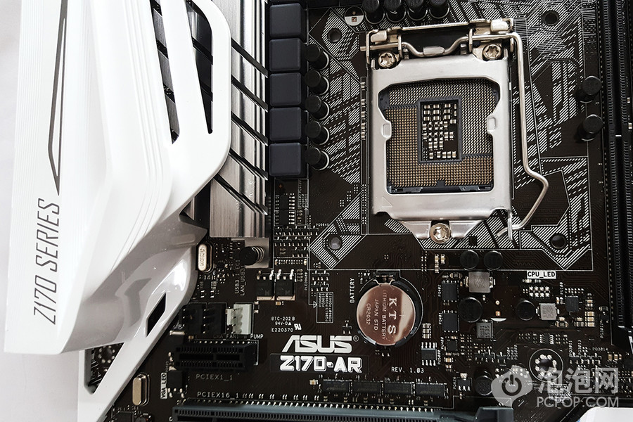 超炫酷的水冷方案,装机教程一体式水冷