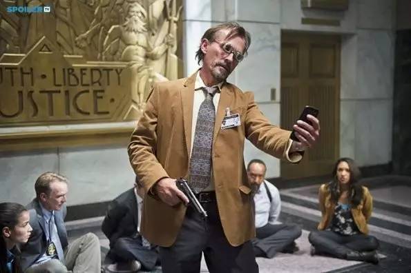 t-bag是越狱里面最成功的一个角色,越狱tbag回归