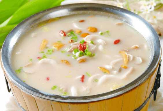 水淀粉怎么调勾芡用什么淀粉最好,水淀粉勾芡用面粉么