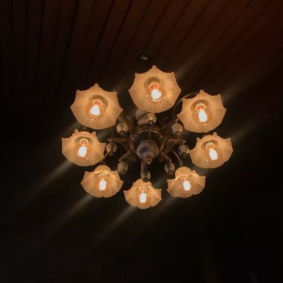 就连文艺女青年也找不到的史诗级咖啡店，因为它们真的藏在角落里