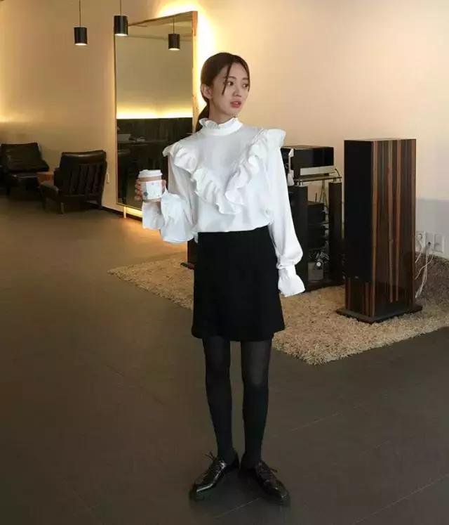 光腿神器怎么搭春季,清爽百搭的显腿神器