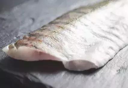 鱼的这个部位千万不要乱吃,鱼有些部位不能乱吃