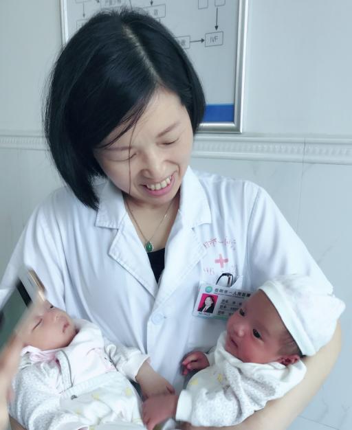 医院最美巾帼文明岗,最美巾帼奋斗者事迹医疗