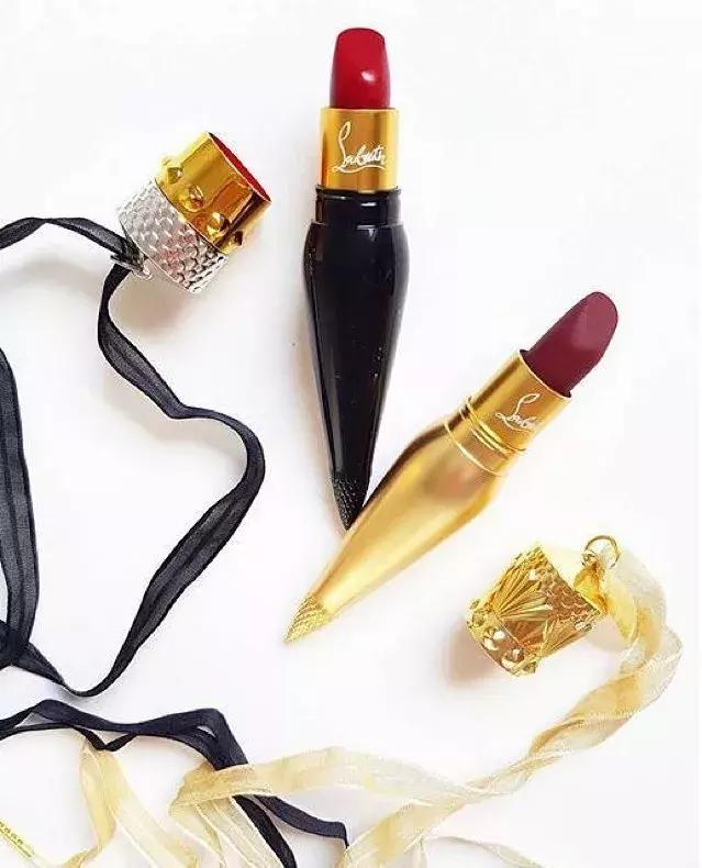 唇膏可以带几支,千万不要买的几支大牌唇膏